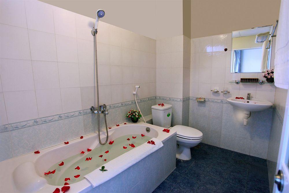 Pho Bien Hotel Nha Trang Eksteriør billede